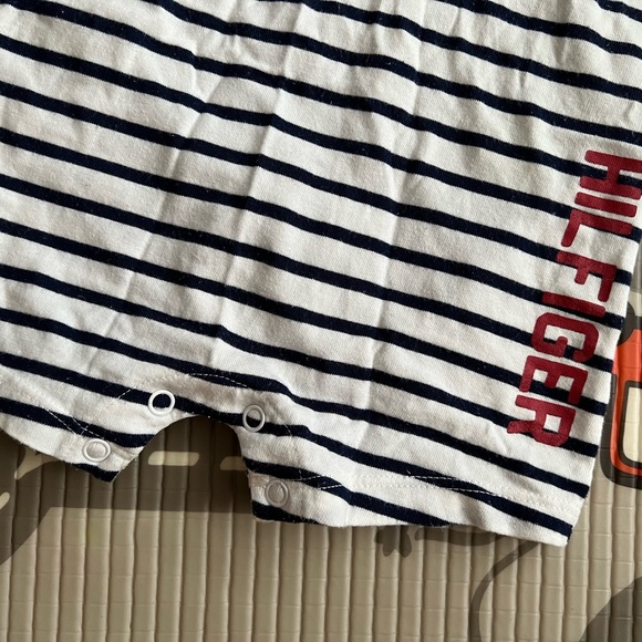 Tommy Hilfiger Baby Suit - Picture 3 of 7